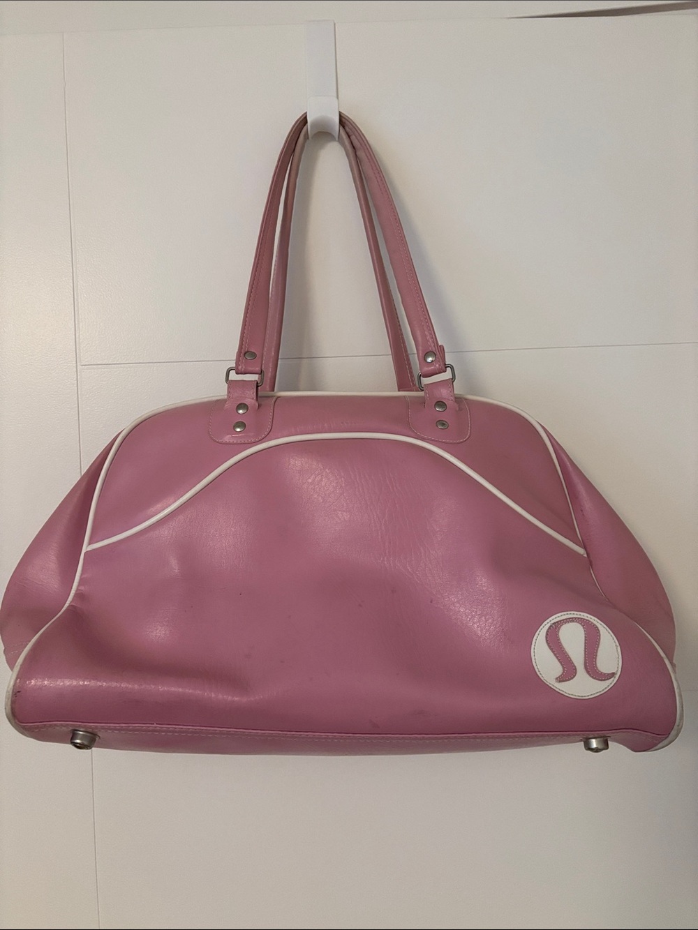 lululemon athletica Vintage Pink Tote/Gym Bag with White Trim